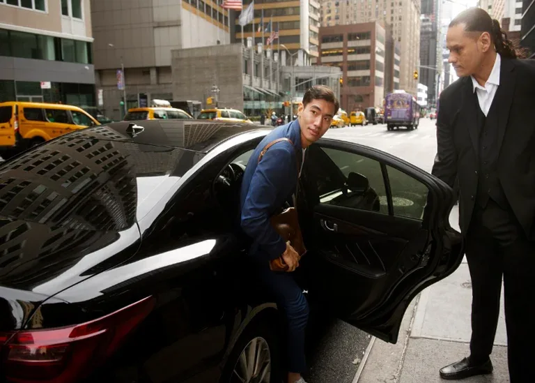 Get Reliable Transfers from St Pancras Station