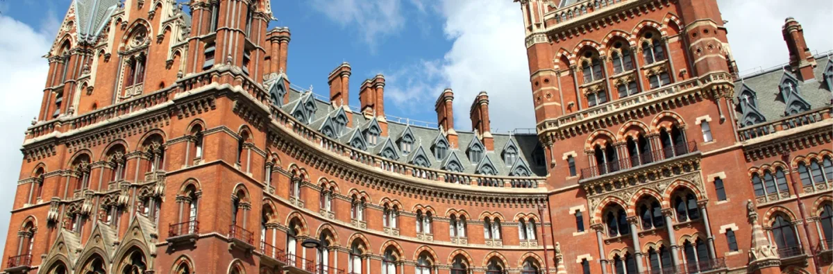 Discover St. Pancras Renaissance Hotel with UKRide