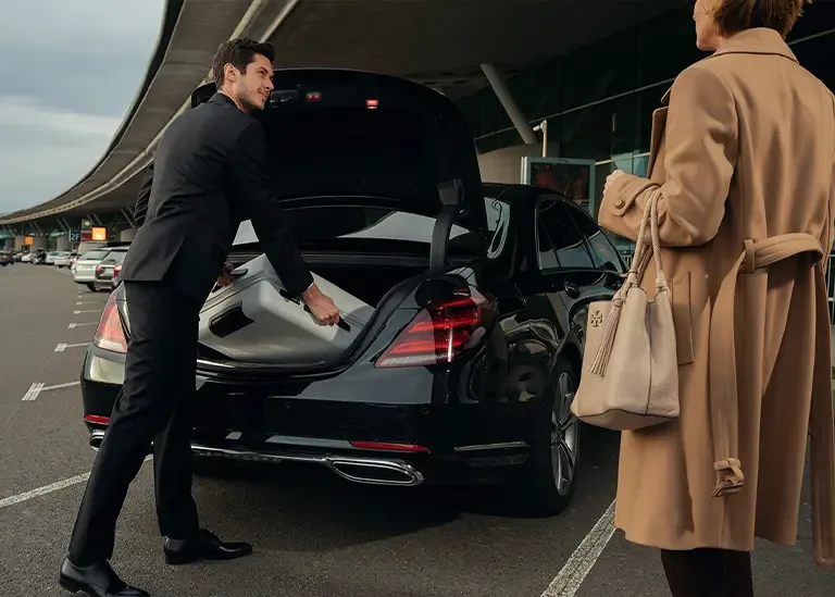 Convenient Transfers from The Ritz to Stations & Attractions