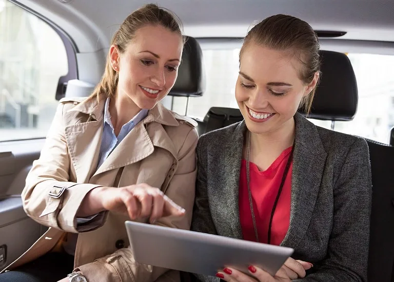 Why Kensington Travellers Choose UKride Over the Piccadilly Line